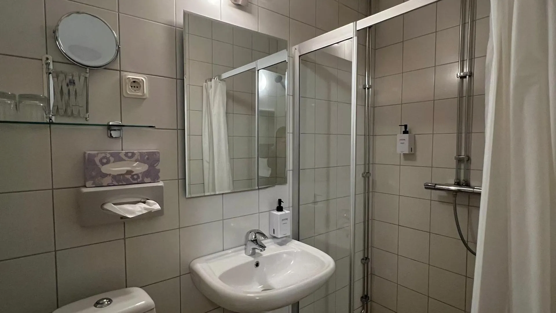 Injoy Compact Hotel Solna
